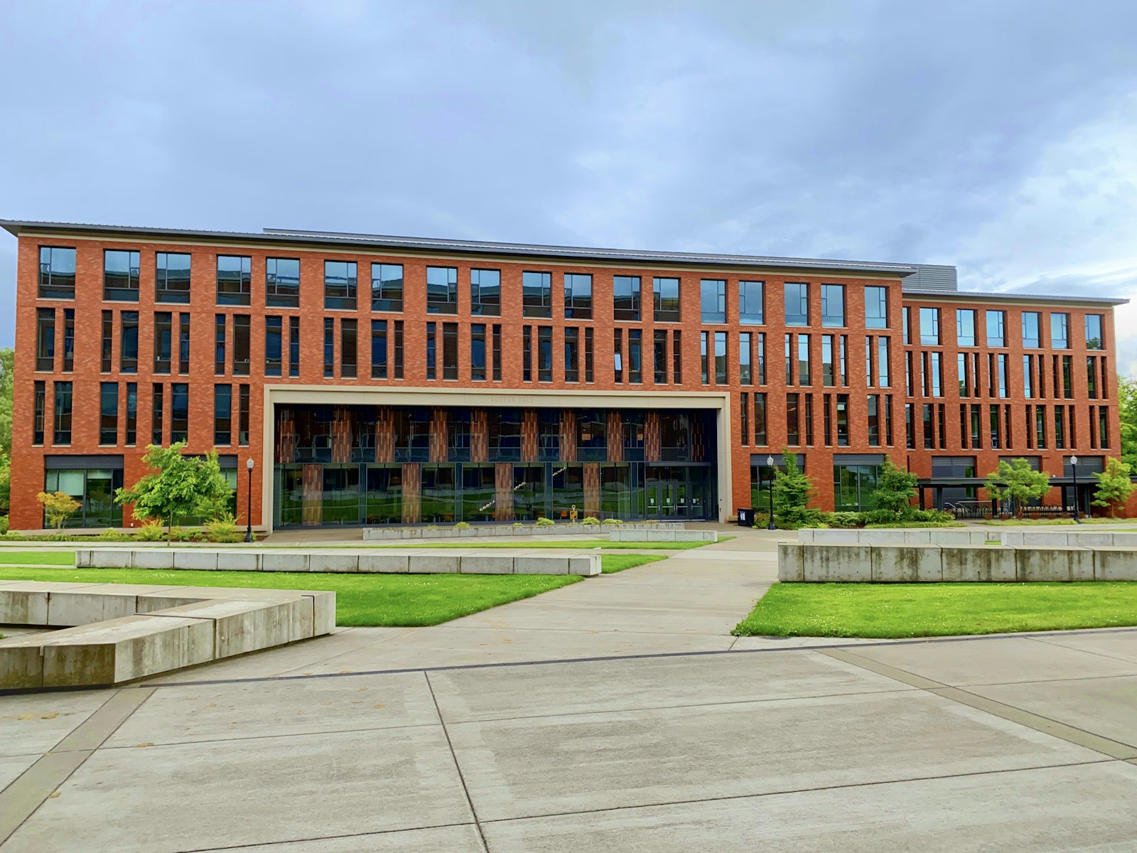 Leading Dublin University